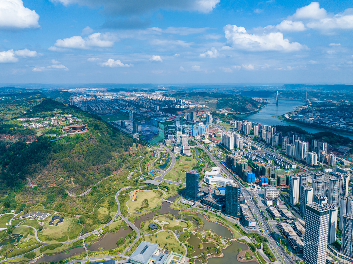 航拍三江：山水城交融的全景生态画卷